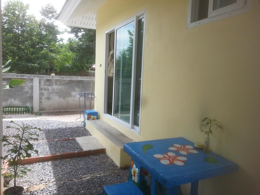 Khanom Garden Suite Exterior photo