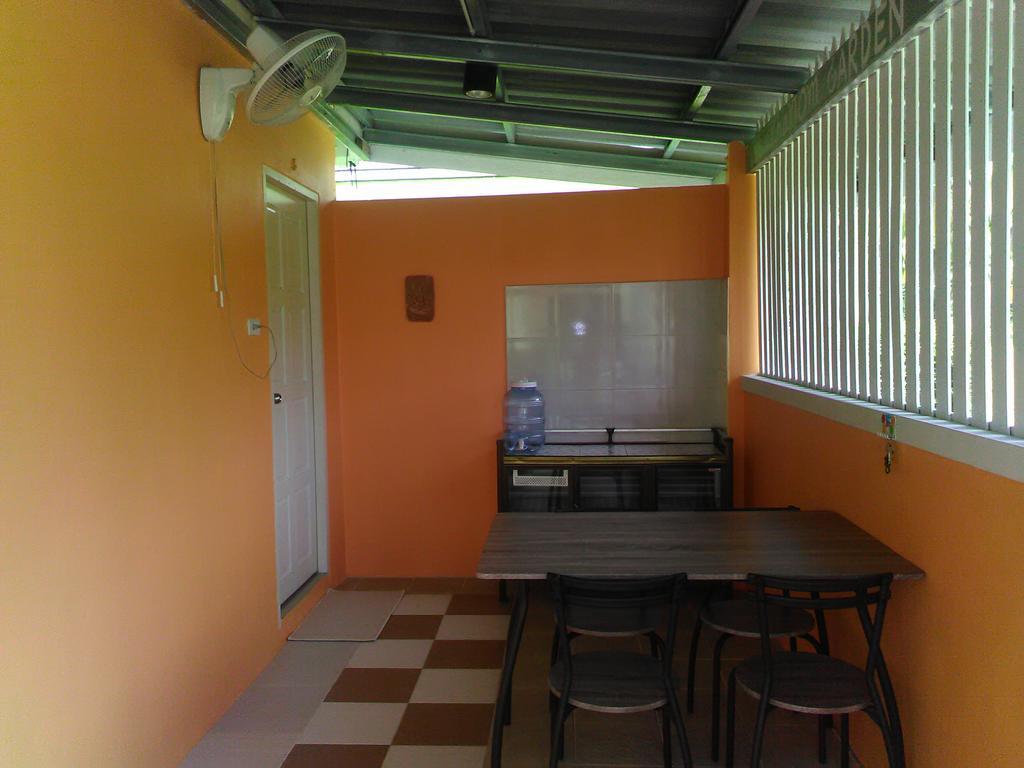 Khanom Garden Suite Exterior photo