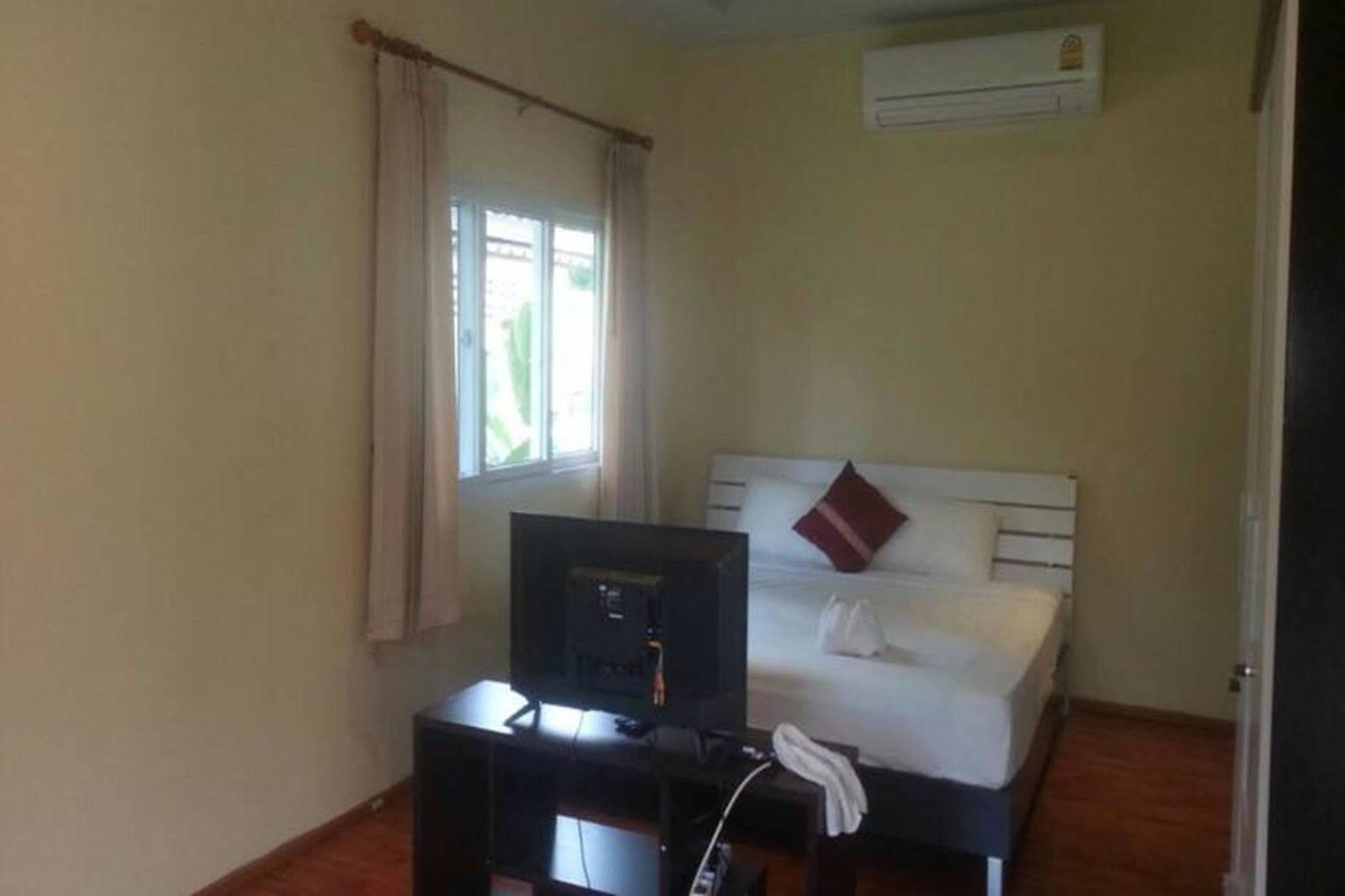 Khanom Garden Suite Exterior photo